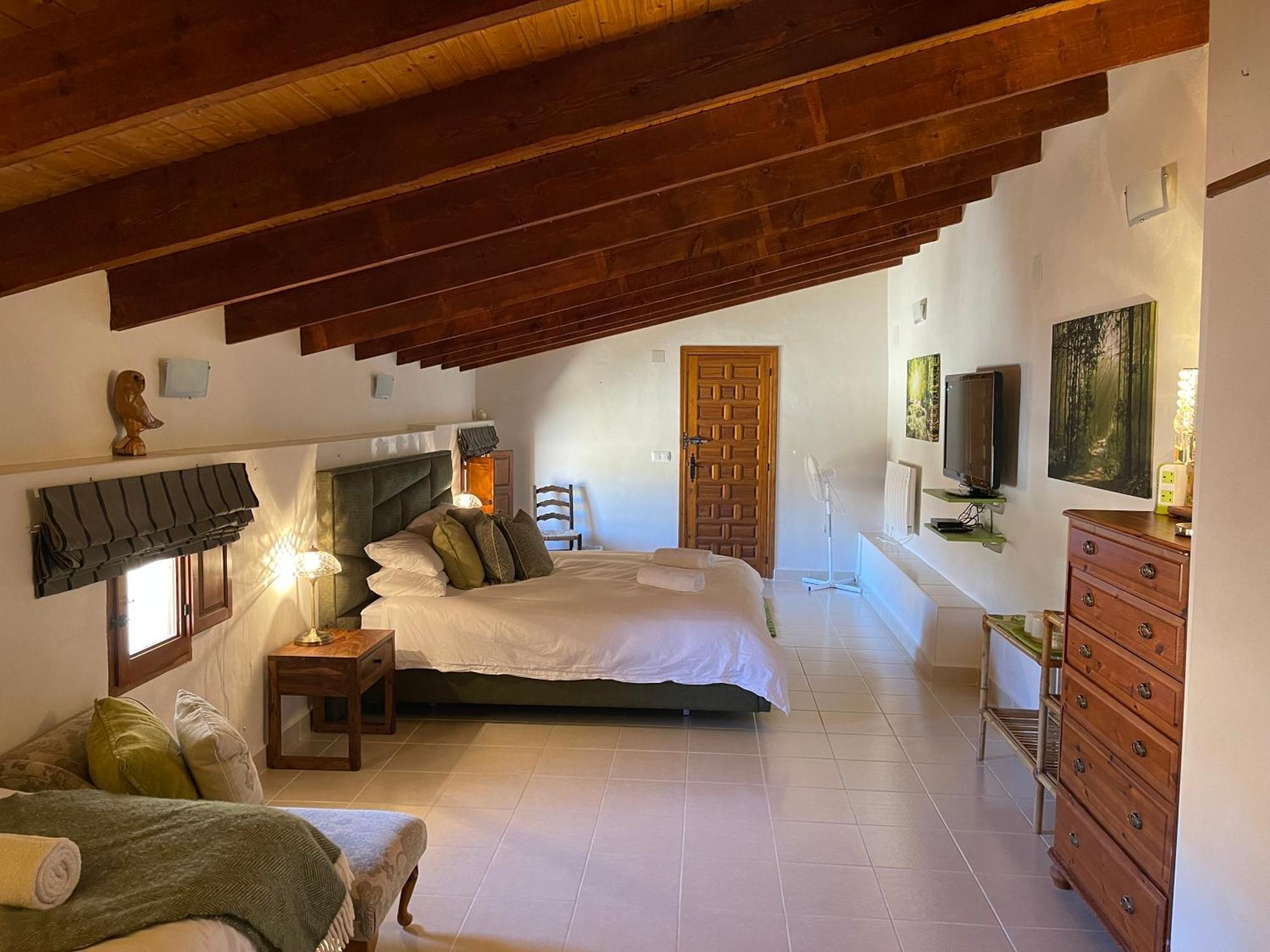 Grapevine Manor Guest House Monovar Room photo
